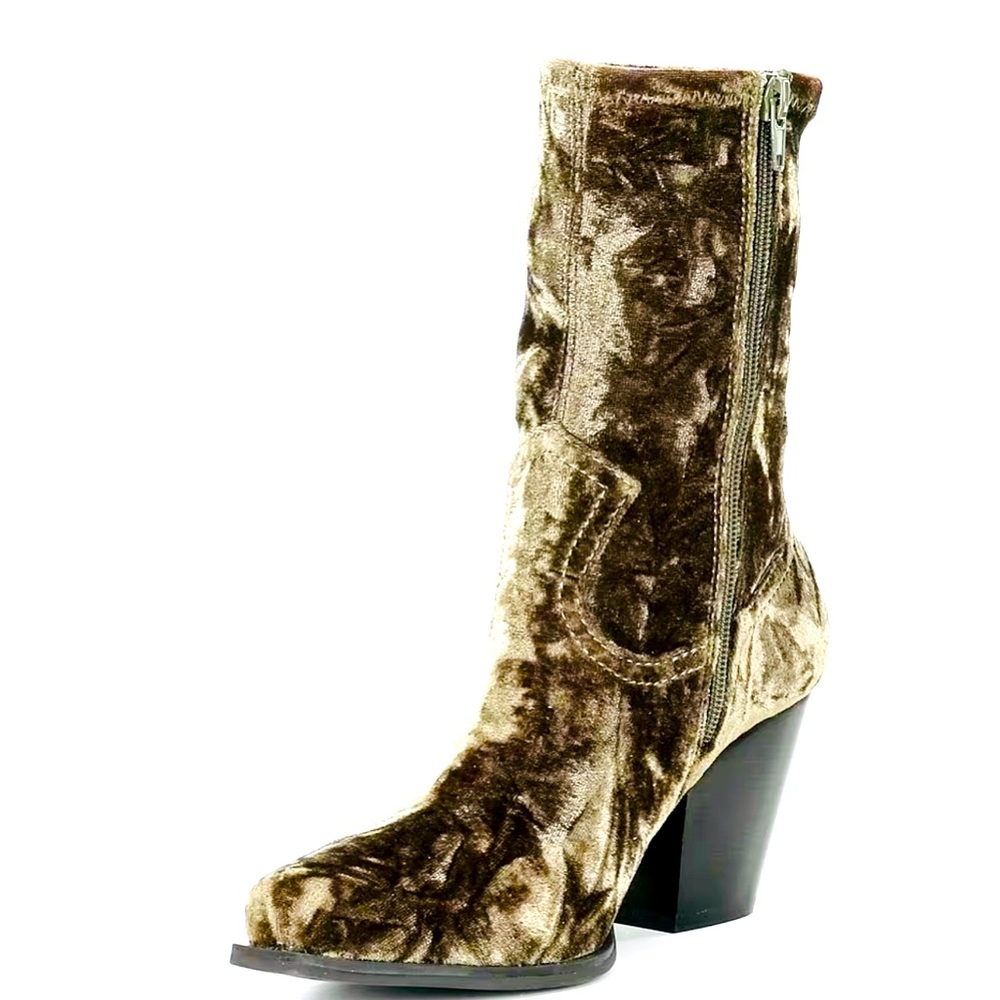 Gianni Bini Star CrossedD3 Olive Western Booties size 8